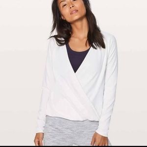Lululemon Women’s Full Freedom Long Sleeve size 10